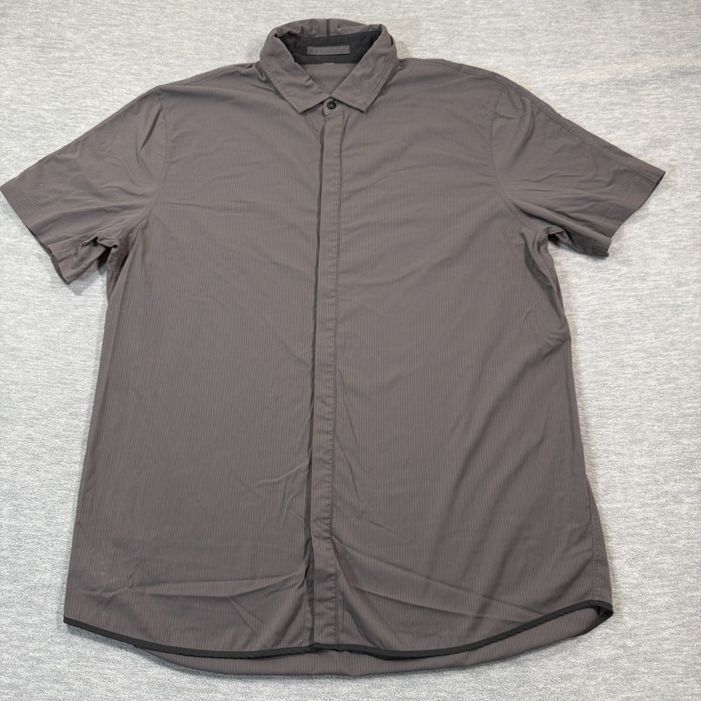 Lululemon Shirt Men L Gray‎ Button Up Pinstripe Airing Easy Hidden Button